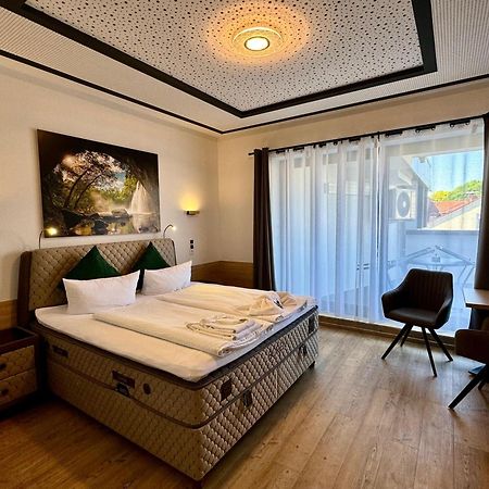 וורמס Hotel Montenegro מראה חיצוני תמונה