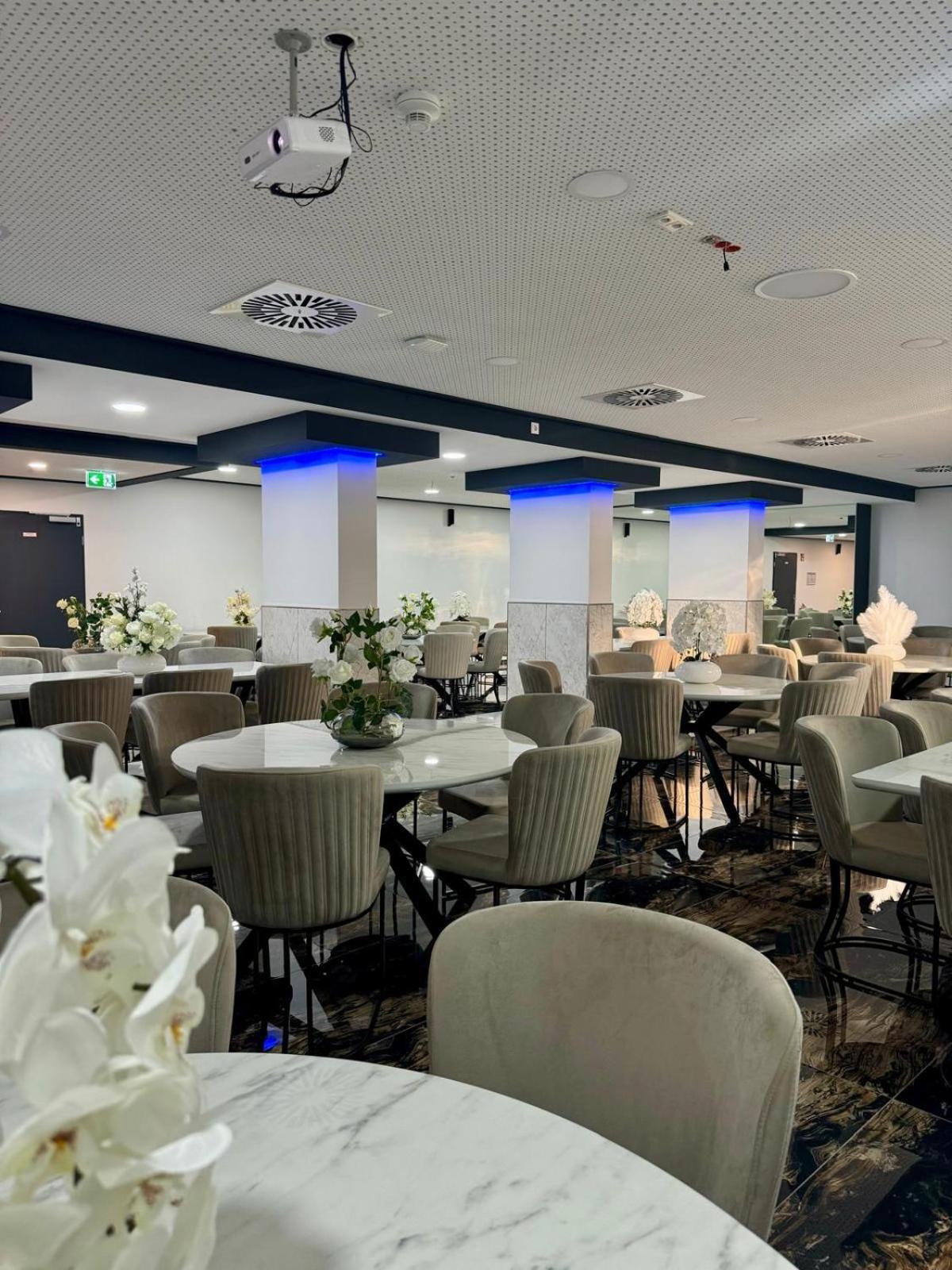 וורמס Hotel Montenegro מראה חיצוני תמונה